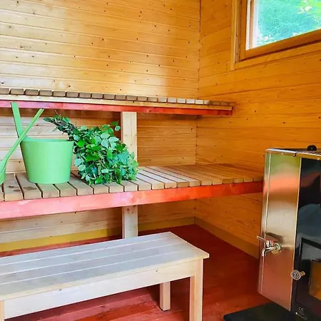 Beautiful And Spacious Lakeside *