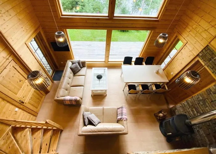 Дом отдыха Beautiful And Spacious Lakeside *